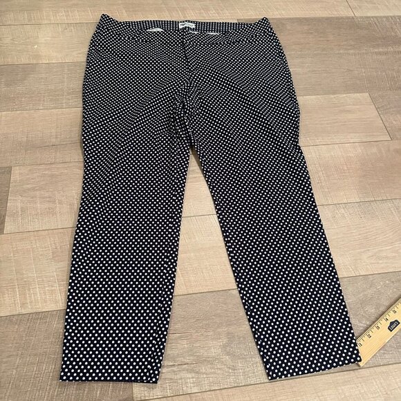 OLD NAVY BLACK AND WHITE POLKA DOT PIXIE PANTS SIZE 18 REGULAR - Picture 2 of 8